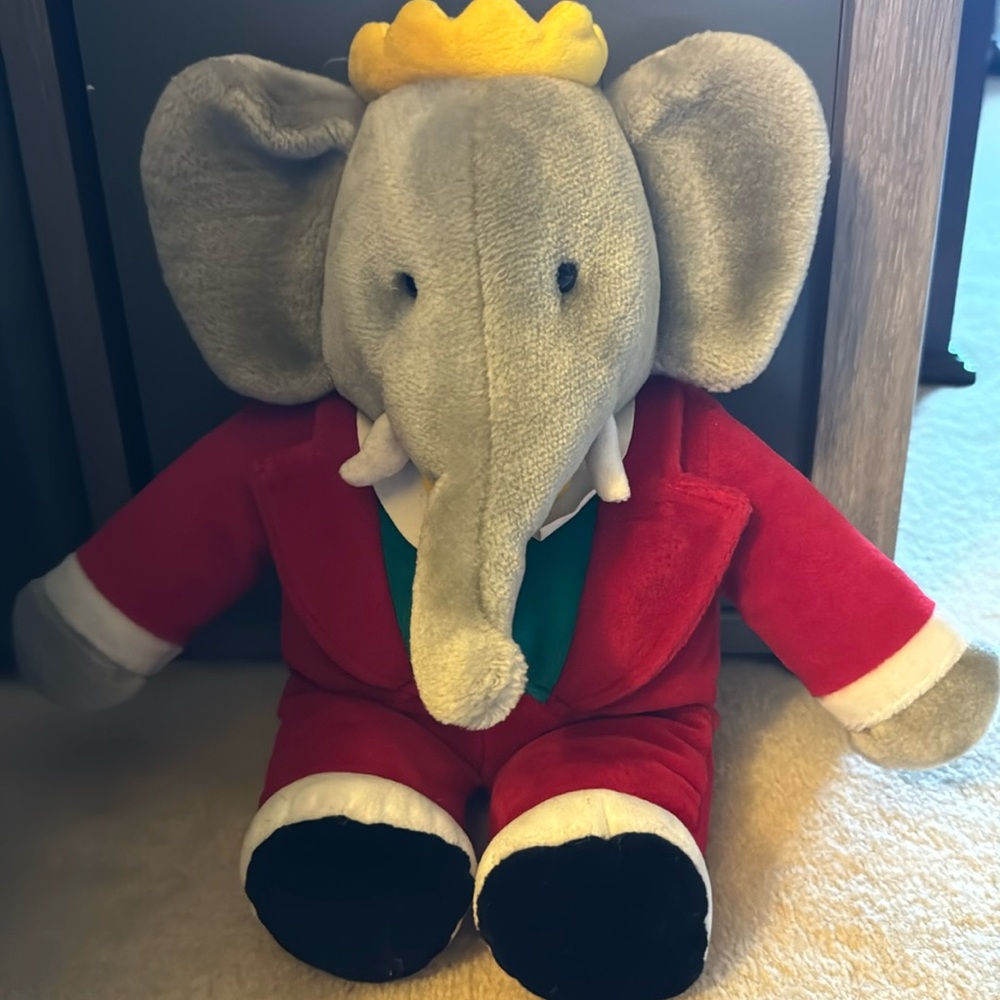 Babar King of the Elephants plush stuffed animal by Gund Vintage for Macy’s